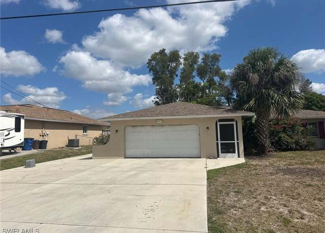 Property at 8429 Winged Foot Dr, Fort Myers, FL 33967, 3 beds, 2 baths