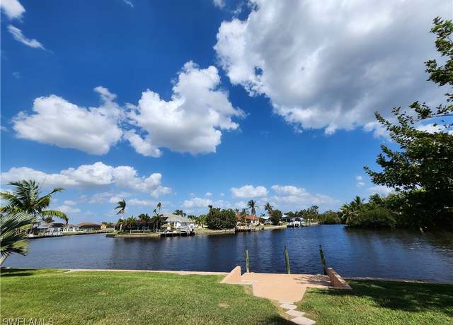 Property at 2155 SE 20th Pl, Cape Coral, FL 33990, 3 beds, 2 baths
