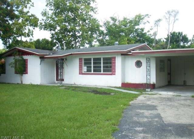 Property at 3977 Seminole Ave, Fort Myers, FL 33916, 2 beds, 1 bath