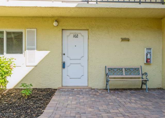 Property at 8049 Country Rd #102, Fort Myers, FL 33919, 2 beds, 2 baths