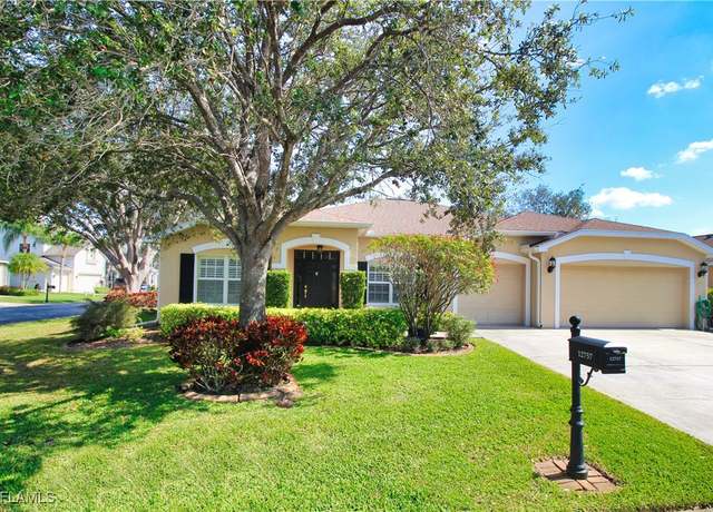 Property at 12757 Aston Oaks Dr, Fort Myers, FL 33912, 4 beds, 3 baths