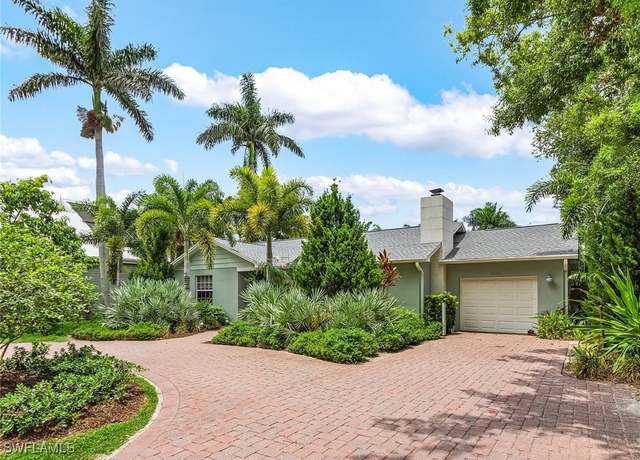 Property at 1235 Osceola Dr, Fort Myers, FL 33901, 3 beds, 3 baths