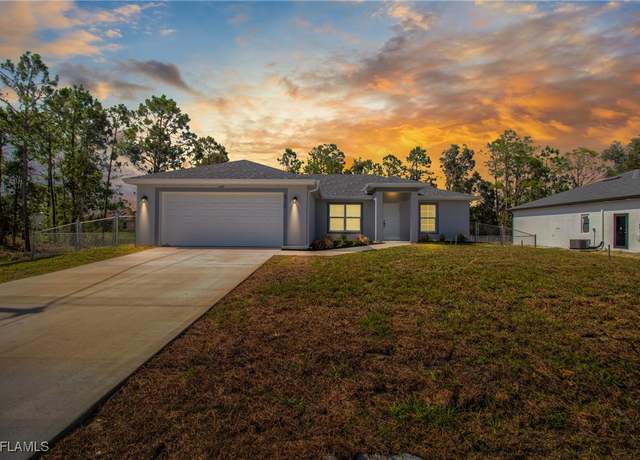 Property at 2712 43rd St SW, Lehigh Acres, FL 33976, 3 beds, 2 baths