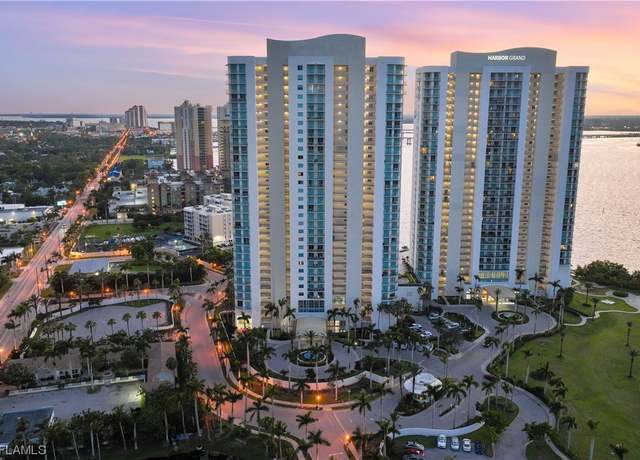 Property at 3000 Oasis Grand Blvd #1507, Fort Myers, FL 33916, 3 beds, 2.5 baths