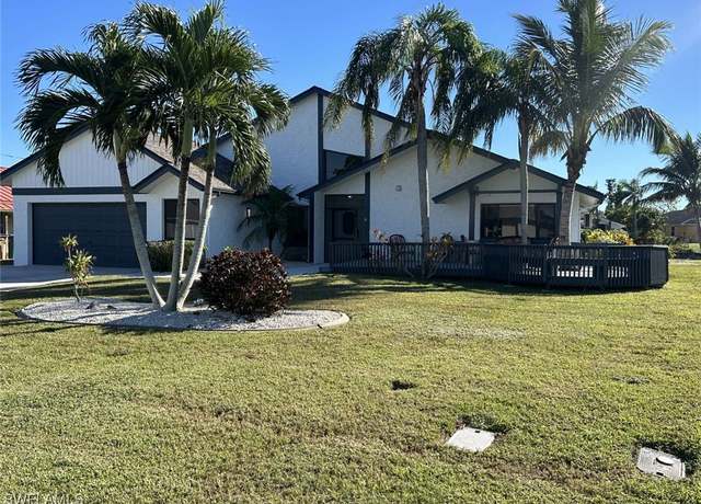 Property at 1014 SE 16th Ter, Cape Coral, FL 33990, 4 beds, 3.5 baths