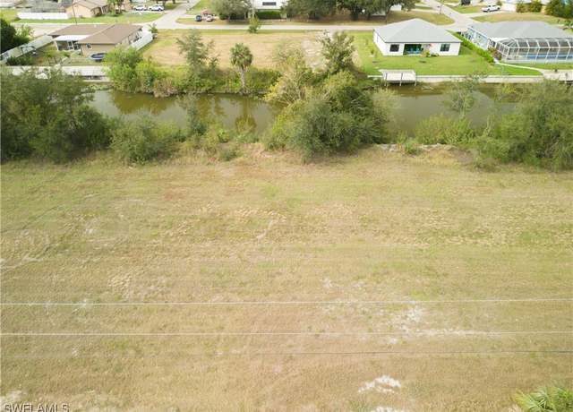Property at 1706 NE 10th Pl, Cape Coral, FL 33909