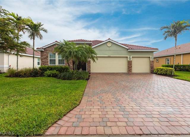 Property at 3000 Sunset Pointe Cir, Cape Coral, FL 33914, 4 beds, 3 baths