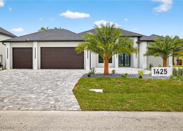 Property at 1425 SW 4th Pl, Cape Coral, FL 33991, 4 beds, 3 baths