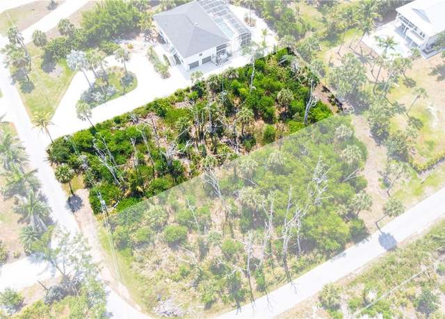 Property at 13451 Almond Dr, Fort Myers, FL 33908