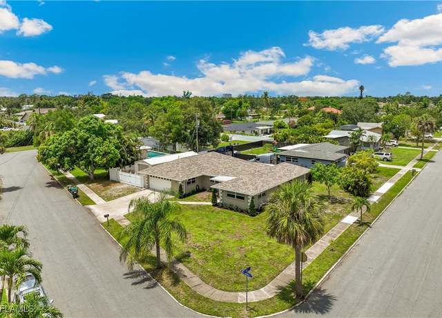 Property at 5654 Natoma Dr, Fort Myers, FL 33919, 3 beds, 2 baths