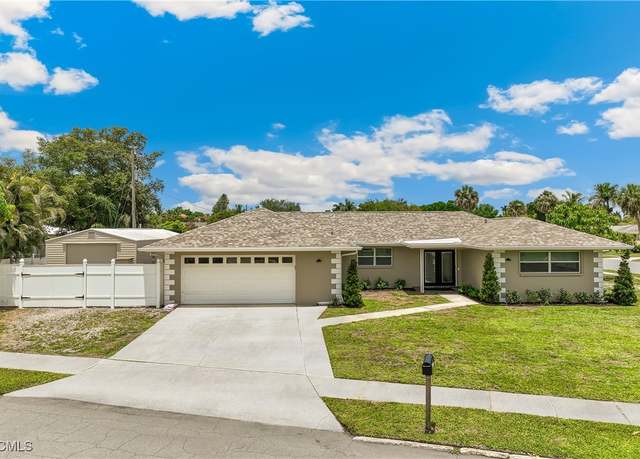 Property at 5654 Natoma Dr, Fort Myers, FL 33919, 3 beds, 2 baths