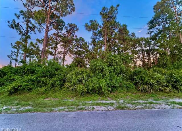 Property at 511 Redwood Ave S, Lehigh Acres, FL 33974