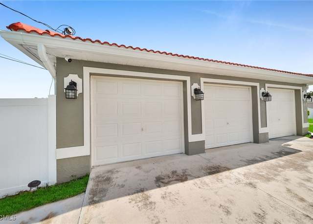 Property at 1817 SW 22nd Ter, Cape Coral, FL 33991, 4 beds, 3.5 baths