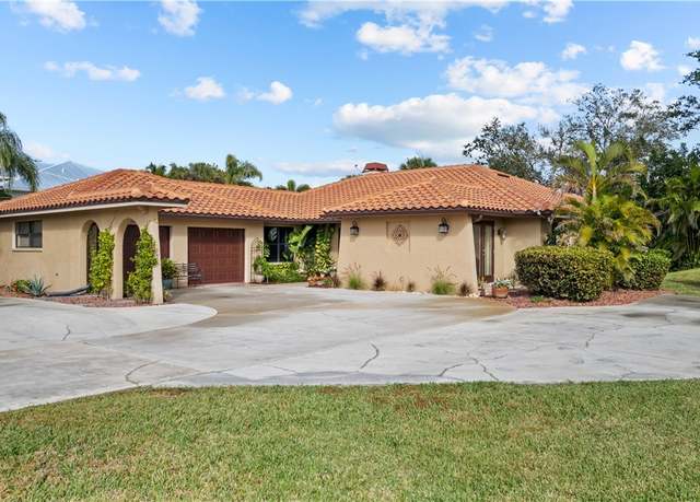 Property at 7090 Hendry Creek Dr, Fort Myers, FL 33908, 3 beds, 3 baths