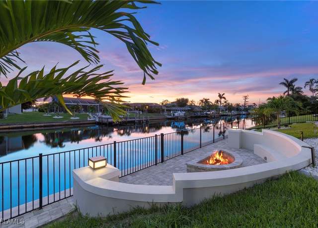 Property at 4204 SW 5th Ave, Cape Coral, FL 33914, 3 beds, 2 baths