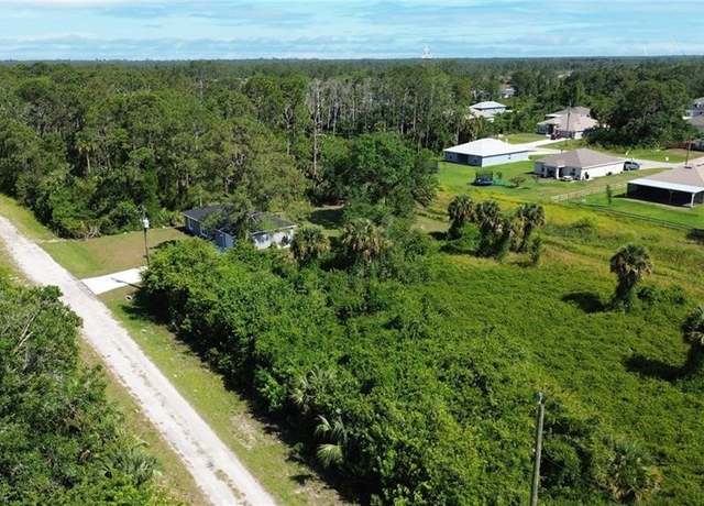 Property at 521 Woodman Dr, Lehigh Acres, FL 33972