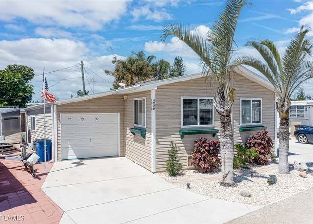 Property at 4828 Flamingo Dr, St. James City, FL 33956, 2 beds, 2 baths