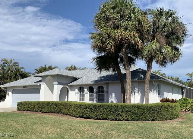Property at 2601 SW 37th Ter, Cape Coral, FL 33914, 3 beds, 2 baths