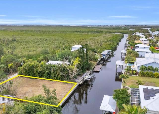 Property at 7910 Lobean Ln, Bokeelia, FL 33922
