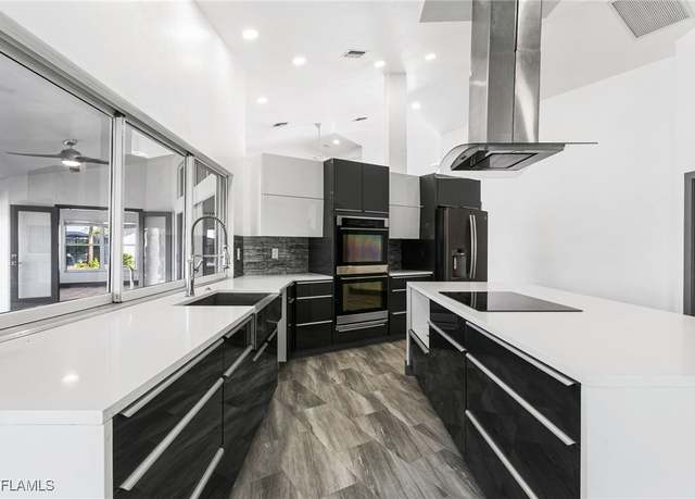 Property at 5030 Harborage Dr, Fort Myers, FL 33908, 3 beds, 2 baths