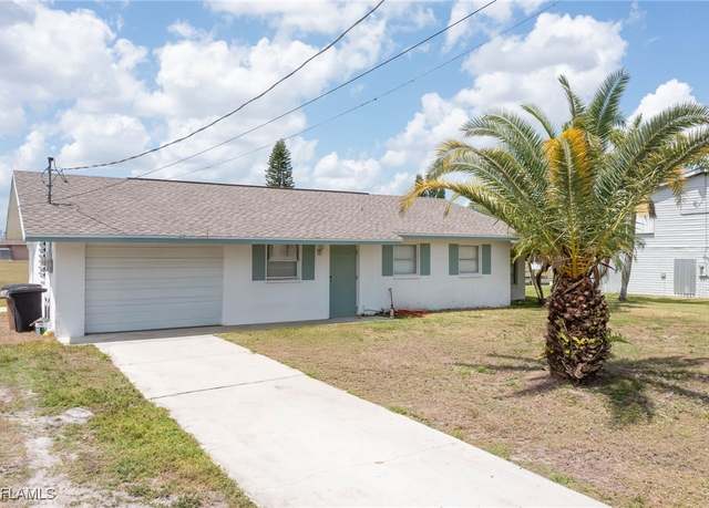 Property at 2019 Clarke Ave, Fort Myers, FL 33905, 3 beds, 2 baths