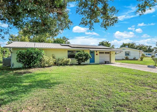 Property at 108 Powell Creek Cir, North Fort Myers, FL 33917, 3 beds, 2 baths