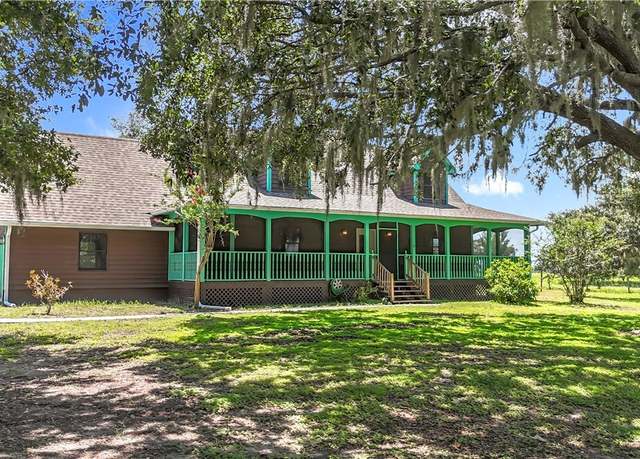 Property at 16021 Winburn Dr S, Sarasota, FL 34240, 3 beds, 2 baths
