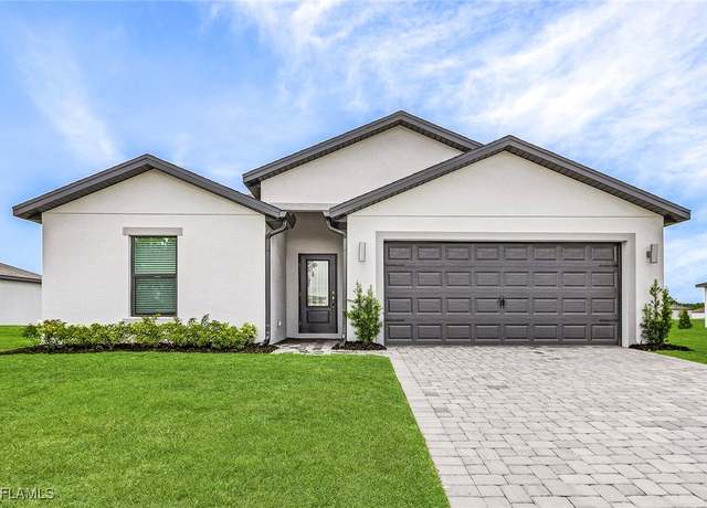 Property at 868 Gen D Macarthur Ave, Labelle, FL 33935, 5 beds, 3 baths