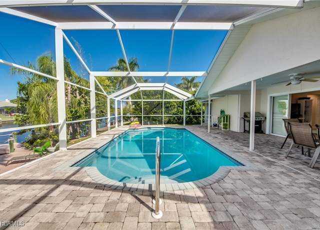 Property at 3528 SE 1st Pl, Cape Coral, FL 33904, 3 beds, 2 baths