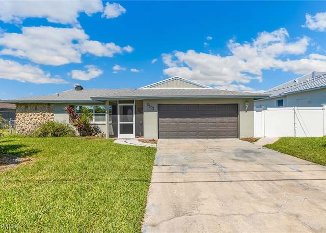 Property at 3502 SE 18th Pl, Cape Coral, FL 33904, 3 beds, 2 baths