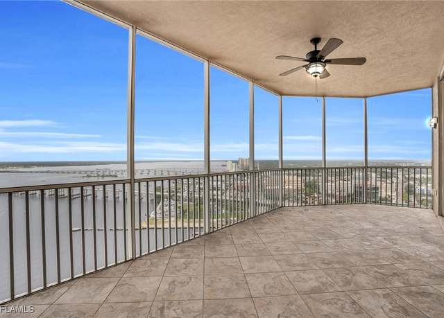 Property at 2090 W First St Unit H2908, Fort Myers, FL 33901, 3 beds, 2.5 baths