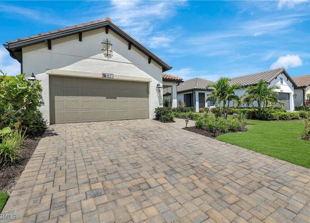Property at 4621 Centaurus Cir, Naples, FL 34120, 3 beds, 2 baths
