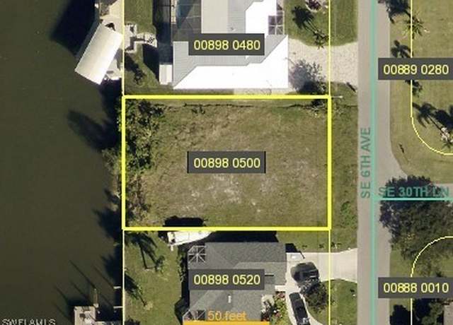 Property at 3014 SE 6th Ave, Cape Coral, FL 33904