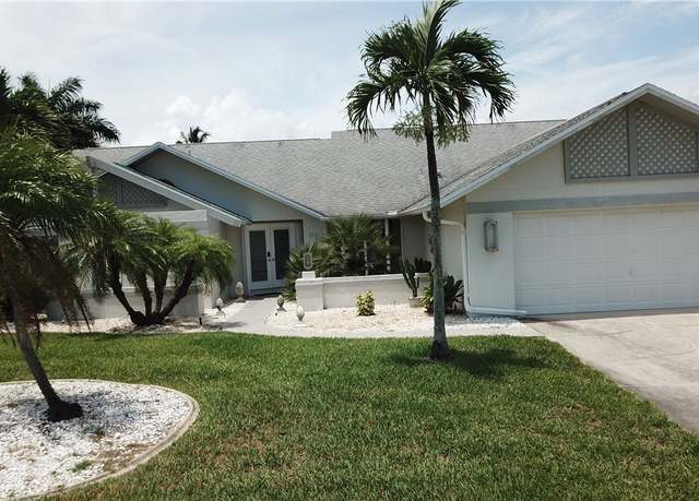 Property at 1111 SE 36th Ter, Cape Coral, FL 33904, 3 beds, 2 baths