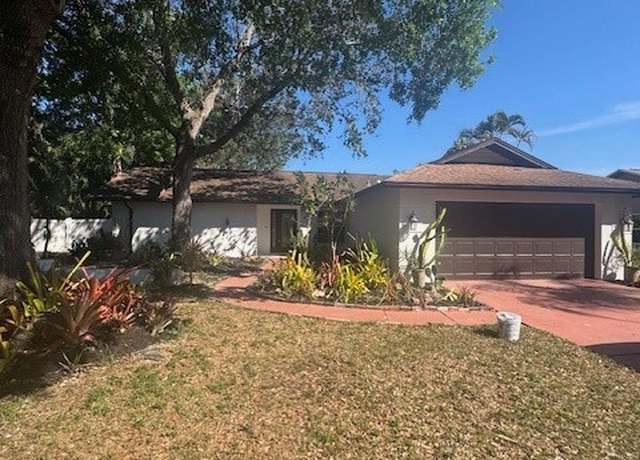 Property at 5769 Beechwood Trl, Fort Myers, FL 33919, 3 beds, 2 baths