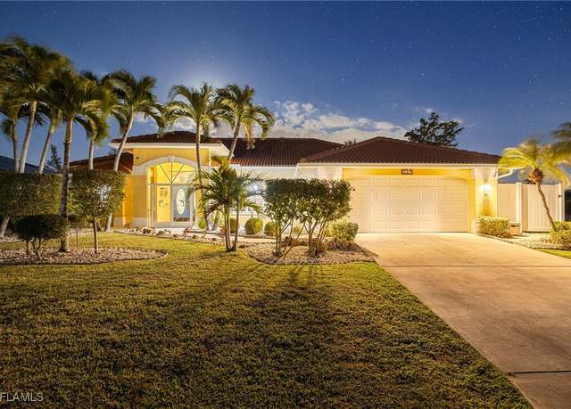 Property at 127 SE 15th Ave, Cape Coral, FL 33990, 3 beds, 2 baths