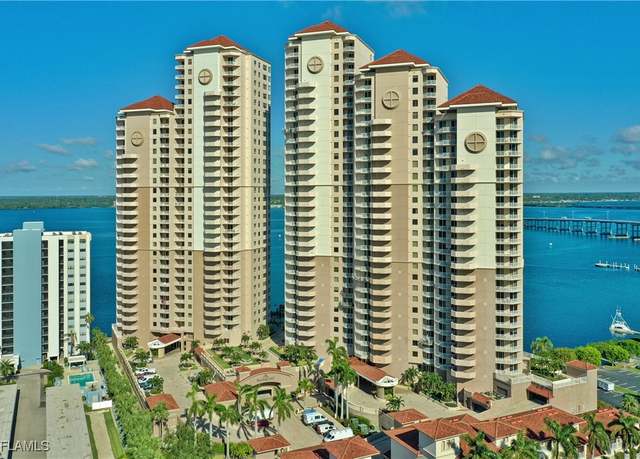 Property at 2104 W First St #902, Fort Myers, FL 33901, 3 beds, 2.5 baths