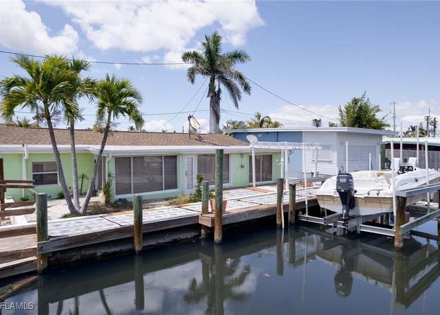 Property at 2647 Pine St, Matlacha, FL 33993, 2 beds, 1 bath