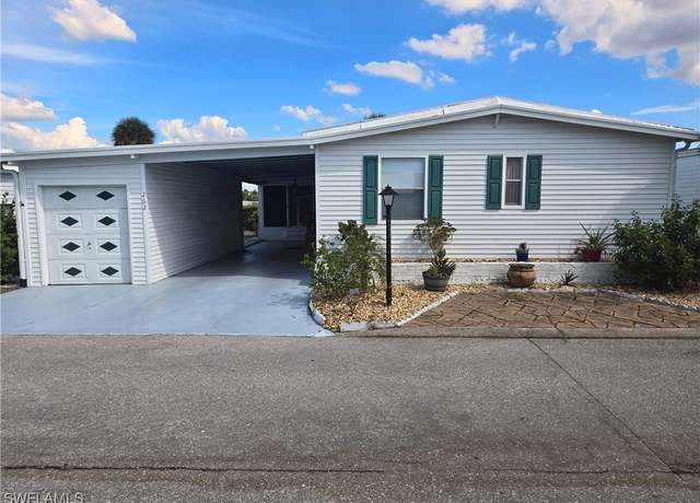 Property at 262 Palmer Blvd, North Fort Myers, FL 33903, 2 beds, 2 baths