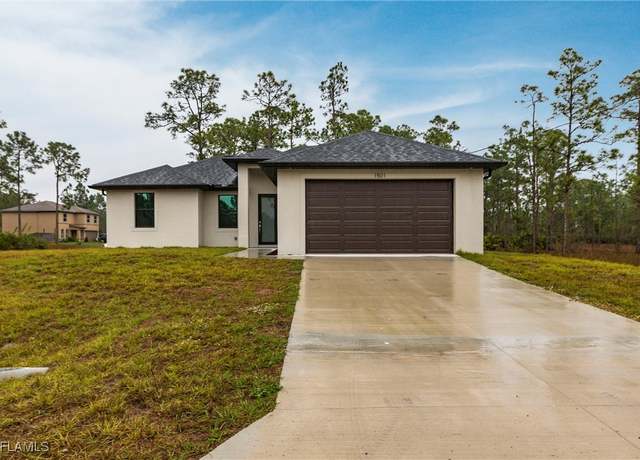 Property at 1501 E 15th St, Lehigh Acres, FL 33972, 3 beds, 2 baths