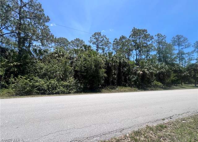Property at 23rd St NW, Naples, FL 34120