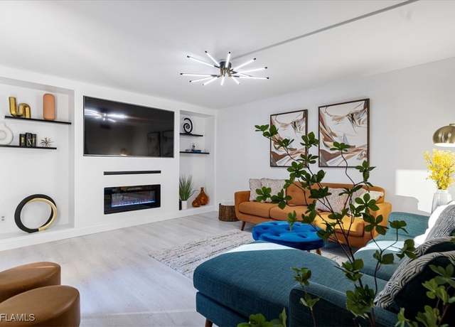 Property at 5570 Woodrose Ct #2, Fort Myers, FL 33907, 3 beds, 2.5 baths
