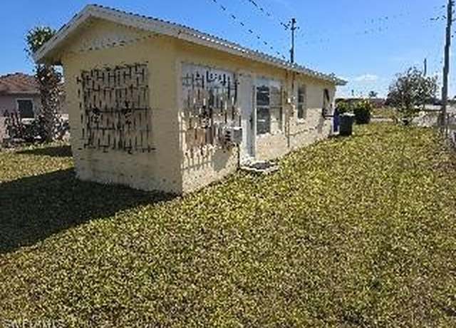 Property at 3103 Saint Charles St, Fort Myers, FL 33916, 2 beds, 1 bath