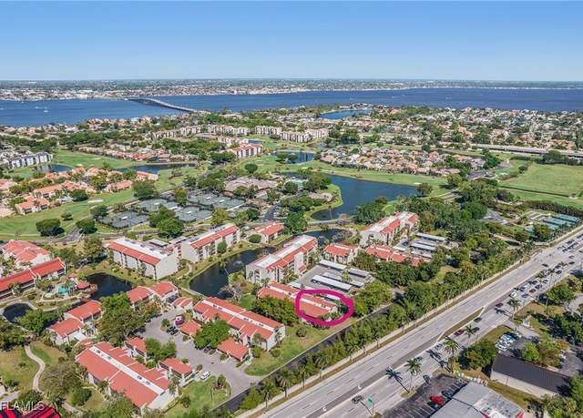 Property at 4384 Bowsprit Ct Unit 2A, Fort Myers, FL 33919, 3 beds, 2 baths