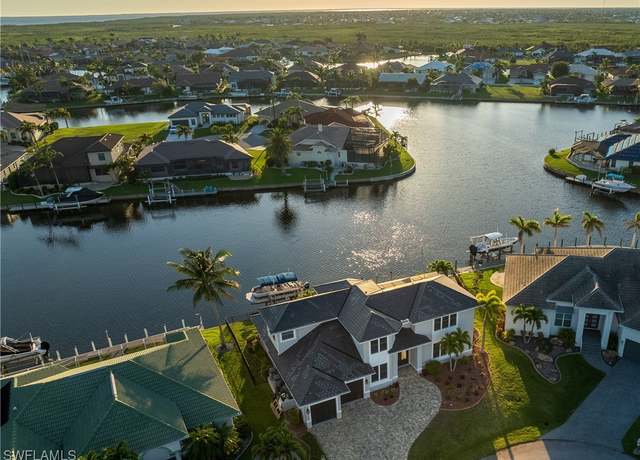 Property at 4013 Bastia Ct, Punta Gorda, FL 33950, 4 beds, 3 baths