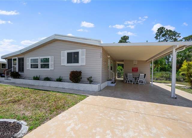 Property at 429 Archer Ln, North Fort Myers, FL 33903, 2 beds, 2 baths