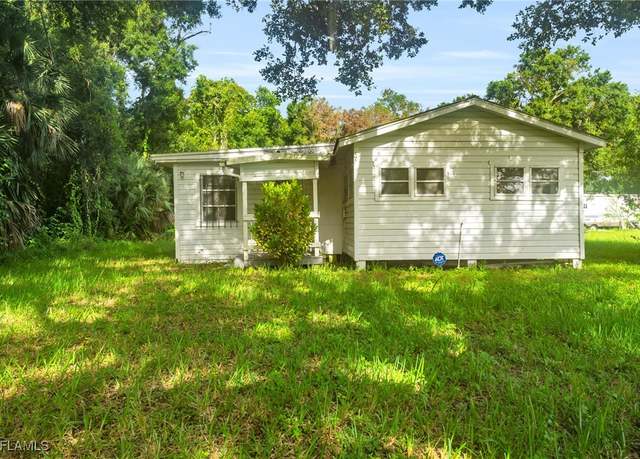 Property at 2757 N 2nd St, North Fort Myers, FL 33917, 2 beds, 1 bath