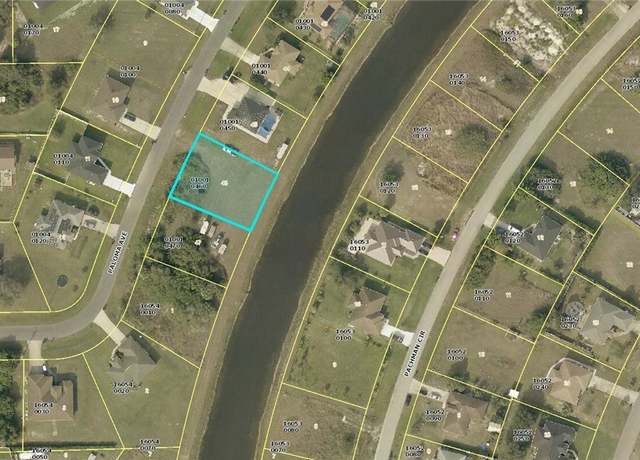 Property at 537 Paloma Ave, Lehigh Acres, FL 33974