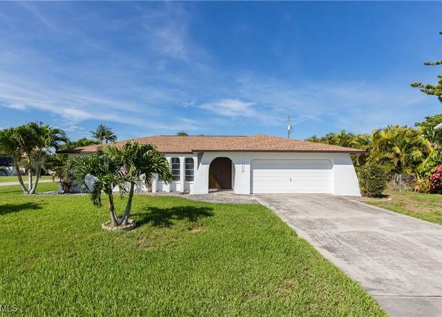 Property at 3720 SE 12th Pl, Cape Coral, FL 33904, 2 beds, 2 baths