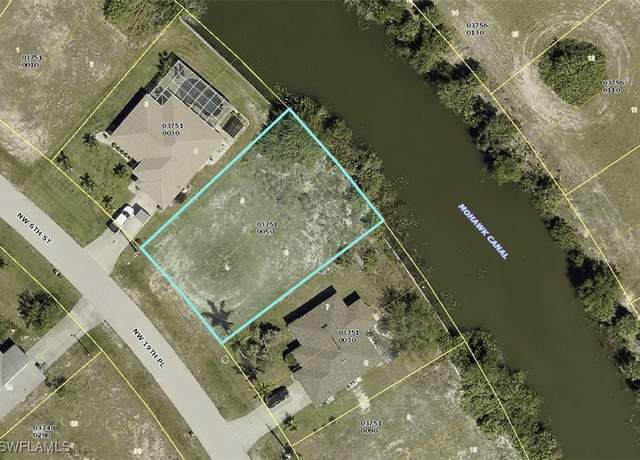 Property at 523 NW 19th Pl, Cape Coral, FL 33993